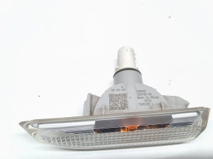 Mini Countryman F60 (2016–2026) Front fender turn signal 7406369 - 3