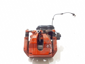 Land Rover Defender II (2019–2026) Tagumine pidurisadul LR156786 - 2