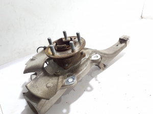 Land Rover Defender II (2019–2026) Front wheel hub LR162783 - 2