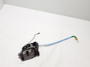 BMW X5 G05 (2018–2026) Rear side door lock 9464883 - 5