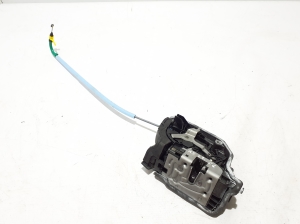 BMW X5 G05 (2018–2026) Rear side door lock 9464884 - 3