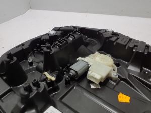 BMW X5 G05 (2018–2026) Aizmugurējo durvju logu pacēlājs 9450786 - 3