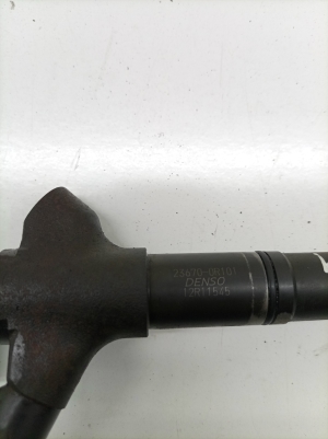 TOYOTA RAV 4 A4 (2012–2018) Kütusepihusti 236700R101 - 2