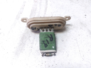 Cabin shoulder motor resistance - 13117