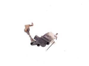   Sensors uz aizmugurējās rumbas  - LJ9C5B690AB 