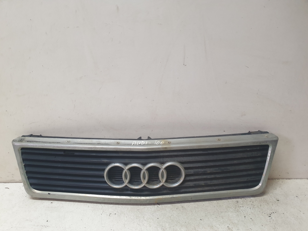 AUDI 100 C3 (1982–1990) Kühlergrill 443853655D AUDI 100 C3 (1982–1990) Kühlergrill 443853655D