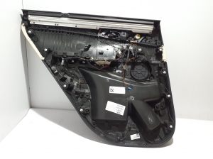 BMW X5 G05 (2018–2026) Tagumise küljeukse polster 9474194 - 6