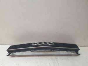 AUDI 100 C3 (1982–1990) Kühlergrill 443853655C - 4