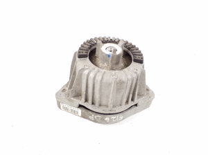 Engine mount - A1722401417