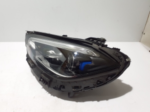 Mercedes Benz C-Class 206 (2021–2026) Esituli A2069062505 - 11