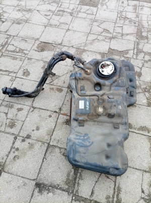   Degvielas tvertne un tās daļas  - 311502W900 