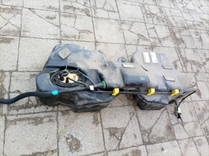 Jaguar XE (2015–2026) Kütusepaak ja selle osad GX739K007FC - 2