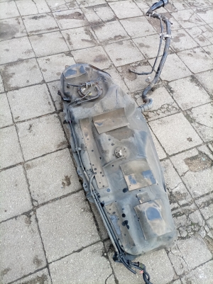   Kraftstofftank und seine Teile  - 7700142231 