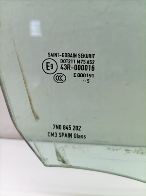 Volkswagen Sharan (2010–2026) Priekšējo durvju stikls 7N0845202 - 4