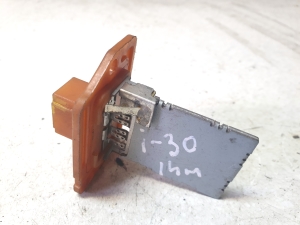 Hyundai i30 (2011–2017) Cabin shoulder motor resistance - 4