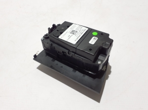 BMW X5 G05 (2018–2026) Display switch 5A64227 - 4