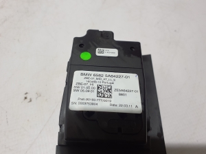 BMW X5 G05 (2018–2026) Display switch 5A64227 - 5