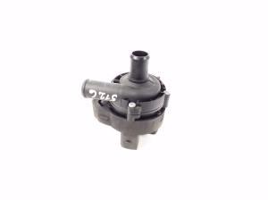 Auxiliary water pump - A2118350028