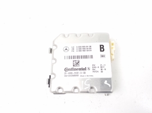 Mercedes Benz SLK-Class 172 (2011–2026) Esikaamera A0009050438 - 2