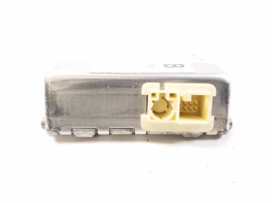 Mercedes Benz SLK-Class 172 (2011–2026) Esikaamera A0009050438 - 3