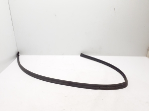   Other part of the sill  - 4M8833177A 