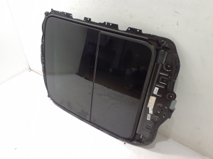 AUDI Q8 (2018–2026) Katuseaken 4M8877049 - 4