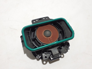 BMW X5 G05 (2018–2026) Kõlar 2622516 - 3
