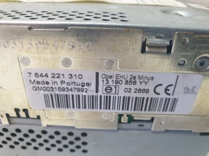 Opel Zafira B (2005–2014) Radio (head unit) 7644221310 - 5