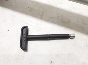 AUDI Q8 (2018–2026) Dachreling Querträger 4M8860019 - 3