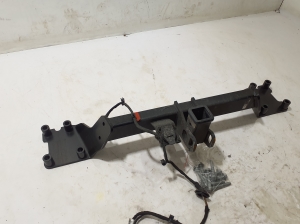 AUDI Q8 (2018–2026) Tow hitch 4M8803881A - 4