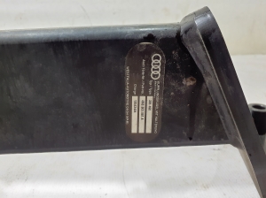 AUDI Q8 (2018–2026) Tow hitch 4M8803881A - 5