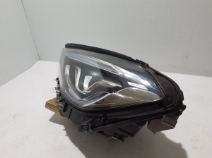 Mercedes Benz GLA-Class H247 (2019–2026) Esituli A2479066301 - 4