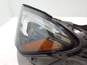 Mercedes Benz GLE-Class 167 (2019–2026) Esituli A1679062704 - 5