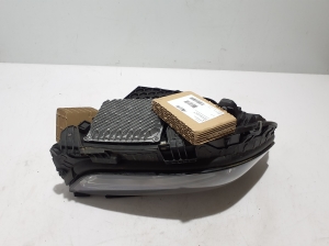 Mercedes Benz C-Class 206 (2021–2026) Esituli A2069063003 - 13