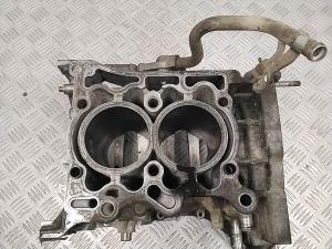 Subaru Outback (2009–2014) Mootoriplokk D20701 - 6