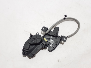 BMW X5 G05 (2018–2026) Trunk lid lock 7475462 - 3