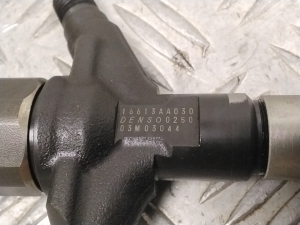 Subaru Outback (2009–2014) Injektor Einspritzdüse 16613AA030 - 4