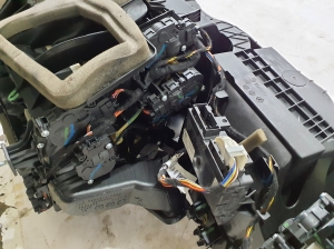 BMW X5 G05 (2018–2026) Heizung und ihre Teile 5A31831 - 6