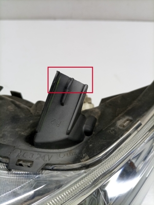TOYOTA Auris E18 (2012–2018) Scheinwerfer und seine Teile 8115002E20 - 2