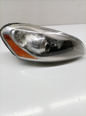 VOLVO XC60 (2008–2017) Esituli 30763136 - 4