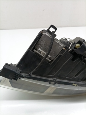 VOLVO XC60 (2008–2017) Esituli 30763136 - 5