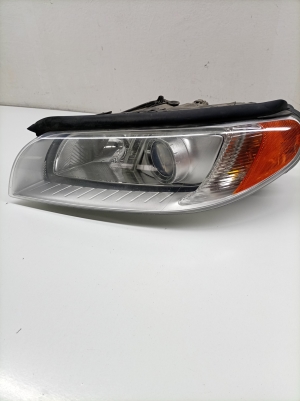 VOLVO S80 II (2006–2016) Scheinwerfer vorne 31214347 - 2