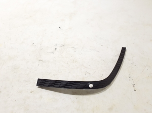   Aizmugurējā bampera dekoratīvā līste  - 4M8807823A 