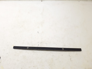   Rear bumper molding  - 4M8807823 