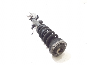 BMW X5 G05 (2018–2026) Eesmine amortisaator 6896440 - 4
