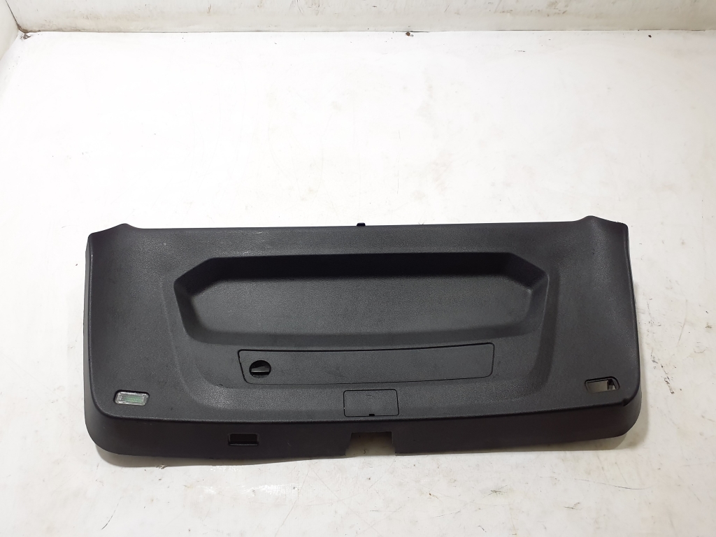 AUDI Q8 (2018–2026) Trunk lid trim panel 4M8867973A AUDI Q8 (2018–2026) Trunk lid trim panel 4M8867973A
