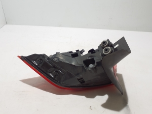 AUDI Q8 (2018–2026) Eckleuchte hinten 4M0945069C - 3