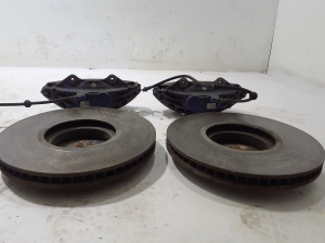 BMW X5 G05 (2018–2026) Front brake caliper - 6