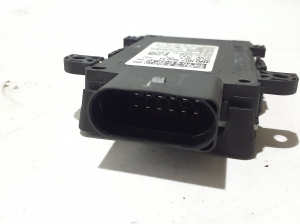 AUDI Q8 (2018–2026) Aklās zonas radars Distronic 4N0907566H - 3