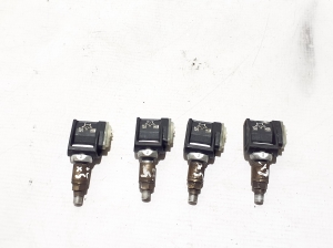   Tire pressure sensor  - 6887140 